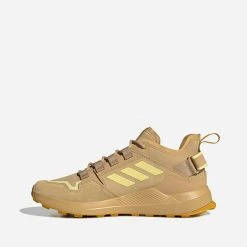 Adidas Sneakers Beige -Tilbud miinto Butikk unnamed file 1784