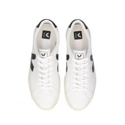 Veja Sneakers White -Tilbud miinto Butikk unnamed file 2897
