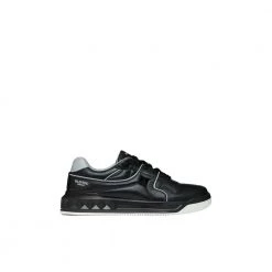 Valentino Garavani One Stud Low-Top Sneakers Black