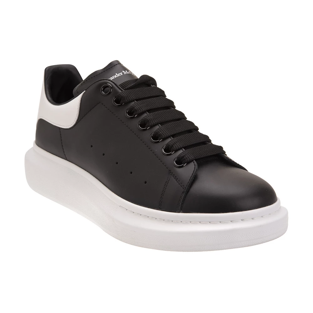 Alexander McQueen Oversized Sneaker Black 2 Alexander McQueen Oversized Sneaker Black - Bilde 2