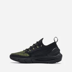 Under Armour Shoes 3024154 008 Black -Tilbud miinto Butikk unnamed file 6027