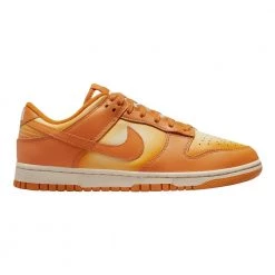 Nike Sneakers Orange
