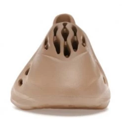 Adidas YEEZY FOAM RNNR SNEAKERS Beige -Tilbud miinto Butikk unnamed file 6663