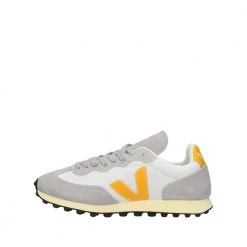 Veja Low Top Sneakers Gray