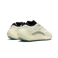 Adidas Sneakers Yeezy 700 V3 Beige -Tilbud miinto Butikk unnamed file 8317